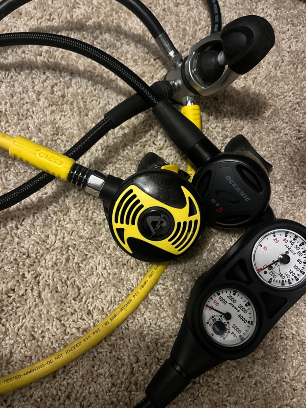 Scuba Diving Regulator - Picture 4 of 14